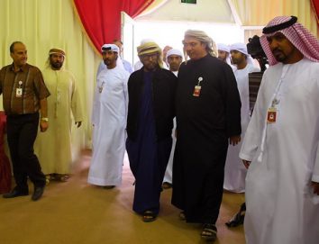 سلطان بن زايد يتفقد فعاليات مهرجان سموه التراثي في يومه الخامس