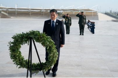 وزير الدفاع الكوري يزور واحة الكرامة
