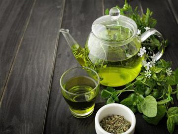 الشاي الأخضر غني بمضادات أكسدة تقي من السرطان