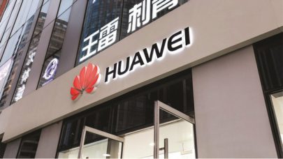 رئيس الميزانية الأمريكي متخوف من الآثار السلبية لقرار حظر Huawei