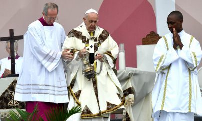 البابا فرنسيس يشيد باتفاق السلام في موزمبيق ويدعو إلى المساواة