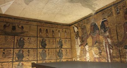 الكشف عن مقبرة ترجع للعصر الروماني في مصر