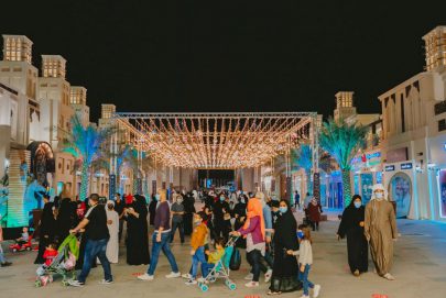 أجنحة “مهرجان الشيخ زايد” تعرض مئات الإصدارات الحديثة