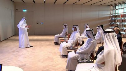 سلطان بن أحمد القاسمي يبحث خطط ومشاريع “الشارقة للإذاعة والتلفزيون” في 2021