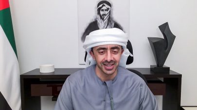 عبدالله بن زايد: الالتزام والوعي والتضافر وتبني العلم سبيلنا لتجنب تداعيات “كوفيد 19”