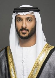 عبدالله بن طوق: الإمارات حققت ريادة عالمية في الخدمات اللوجستية