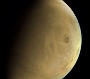 مشروع الإمارات لاستكشاف المريخ ينشر صوراً جديدة التقطها “مسبار الأمل”