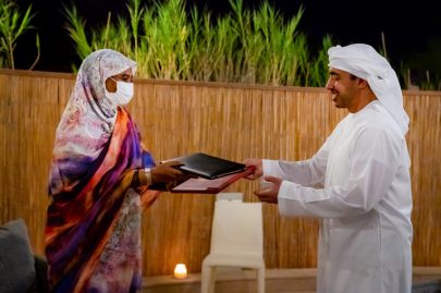 عبدالله بن زايد يبحث تعزيز العلاقات والقضايا الدولية مع وزيرة خارجية السودان