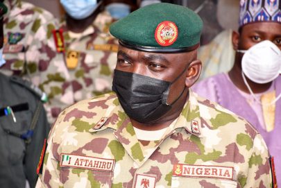 مقتل رئيس أركان الجيش النيجيري بتحطم طائرة عسكرية
