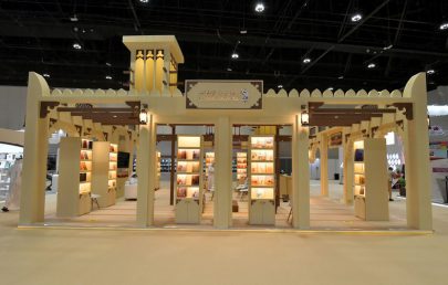 توقيع 4 إصدارات جديدة لنادي تراث الإمارات في “معرض أبوظبي للكتاب”