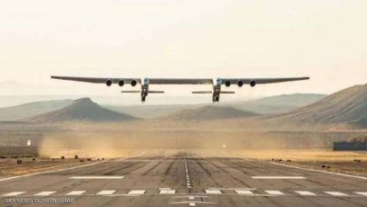 أكبر طائرة بالعالم تحلق للمرة الثانية في أمريكا