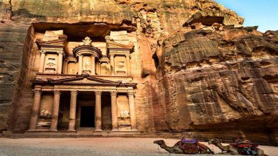 الأردن يستبشر عودة السياحة عقب تخفيف قيود “كورونا”