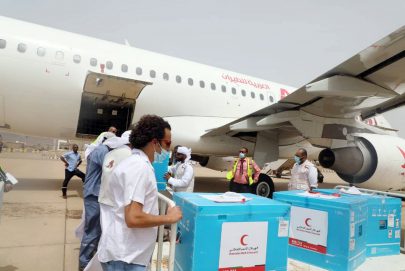 الإمارات ترسل 60 ألف جرعة من لقاح “كوفيد19” إلى سقطرى
