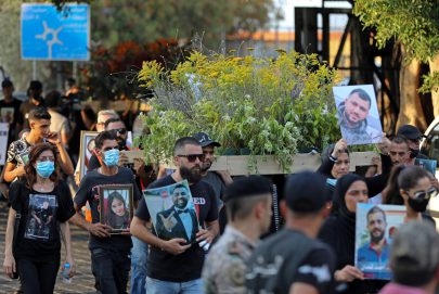 موكب جنائزي في بيروت تكريما لذكرى ضحايا انفجار المرفأ