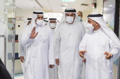 حمد الشرقي يتفقد مشاريع التوسعة في مستشفى الفجيرة