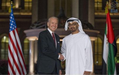 محمد بن زايد والرئيس الأمريكي يؤكدان أهمية العمل معاً لمواجهة التحديات