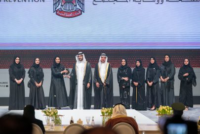 سلطان بن أحمد القاسمي يكرم الفائزين بجائزة الشارقة للاتصال الحكومي في دورتها الثامنة