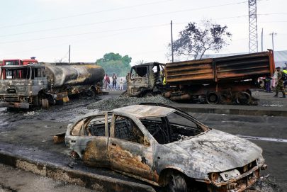 رئيس سيراليون يدعو لاستخلاص العبر من انفجار الصهريج