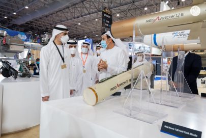 خالد بن محمد بن زايد يزور معرض “دبي للطيران” في يومه الختامي