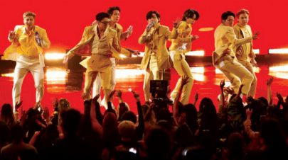 “بي تي إس” الكورية تفوز بـ”فنان العام” في (أميركان ميوزيك أووردز)