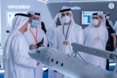 خالد بن محمد بن زايد يزور معرض “دبي للطيران”