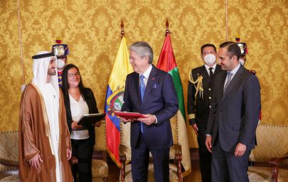 سفير الدولة يقدم أوراق اعتماده إلى رئيس الإكوادور