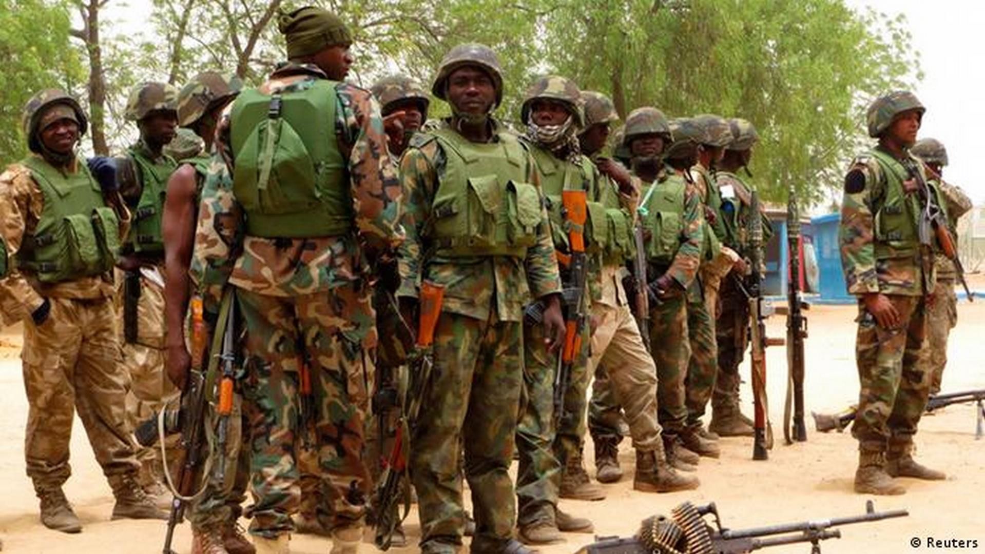 مقتل 30 مدنياً بهجوم إرهابي في نيجيريا
