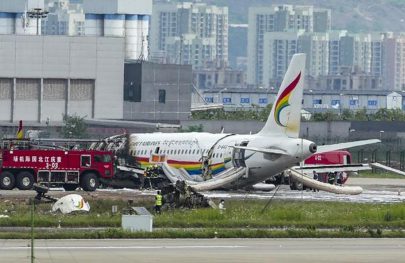40 مصاباً بانحراف طائرة ركاب جنوب الصين