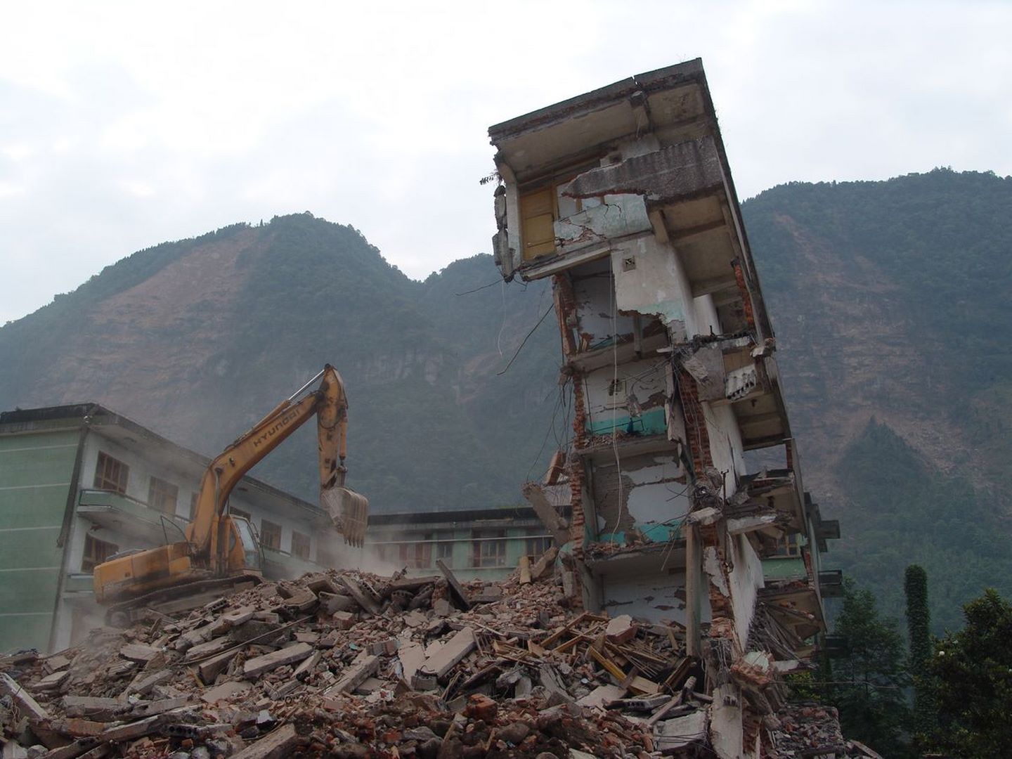 زلزال بقوة 5.2 درجة يضرب شينجيانغ الصينية