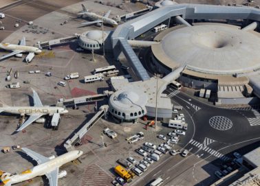 2.8 مليون مسافر متوقع عبر مطار أبوظبي خلال يوليو وأغسطس
