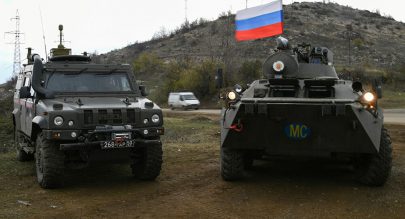 ماكرون يطالب أرمينيا وأذربيجان بتسريع مفاوضات السلام