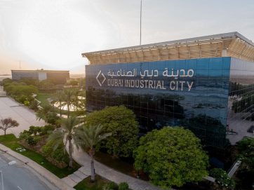 مدينة دبي الصناعية تشارك في القمة العالمية للصناعة والتصنيع 2022
