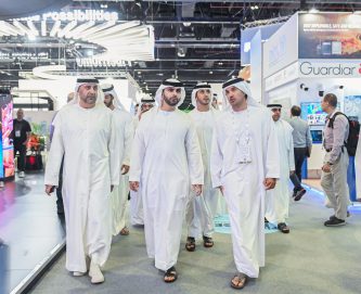 منصور بن محمد: دبي تتقدم مسيرة التحوّل الرقمي في المنطقة وهدفناً تسخير التقنيات الحديثة لتحقيق تقدم المجتمعات