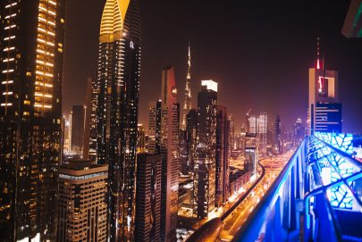 فندق فور بوينتس باي شيراتون شارع الشيخ زايد دبي يطلق الموسم الجديد في الطابق 43