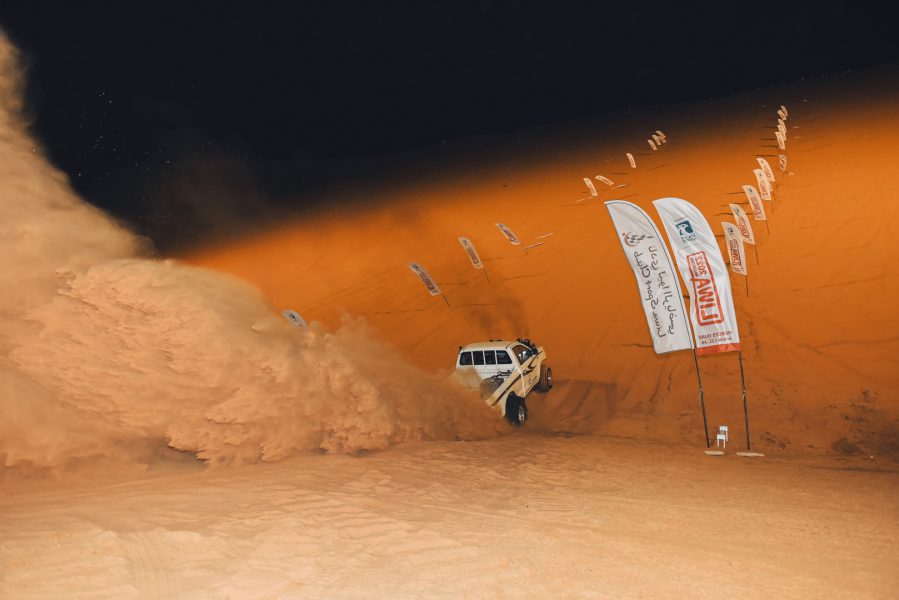 ختام منافسات “تل مرعب” للسيارات في مهرجان ليوا الدولي اليوم