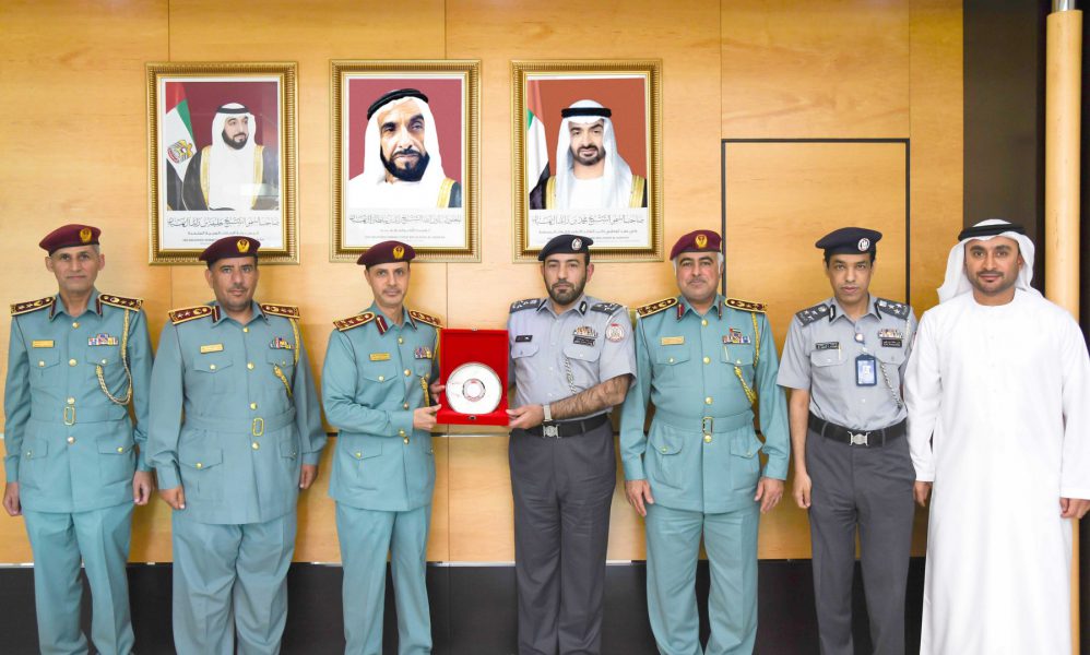 “الداخلية” تطلع على جهود شرطة أبوظبي التطويرية في قطاع أمن المجتمع‎‎