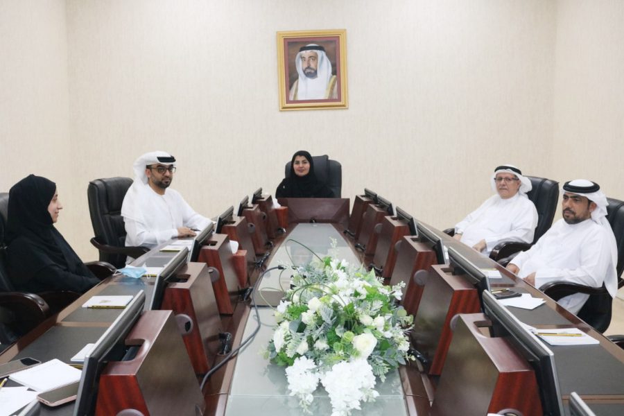 “أسرية استشاري الشارقة” تطلع على دور “أطفال الشارقة” في تنمية المواهب والقدرات