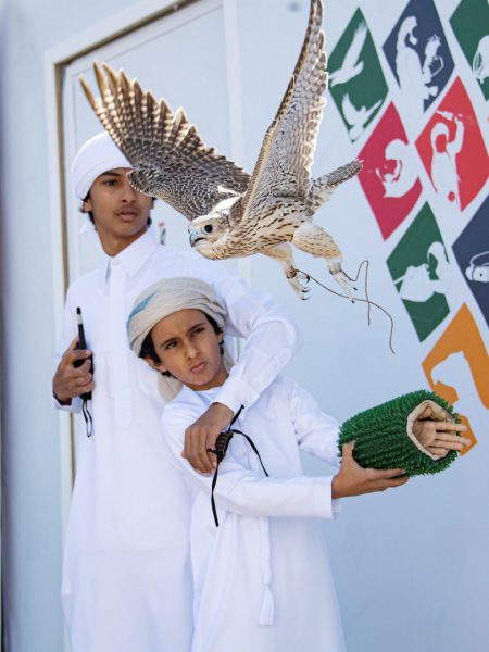 منافسات الناشئين تختتم بطولة “فزاع للصيد بالصقور”