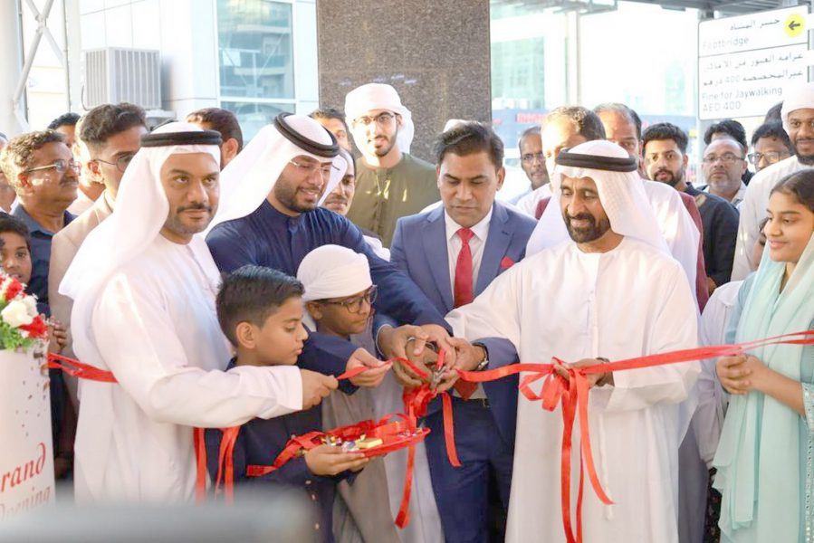 مسلم بن حم يفتتح مركز “داي لايف” التجاري في دبي