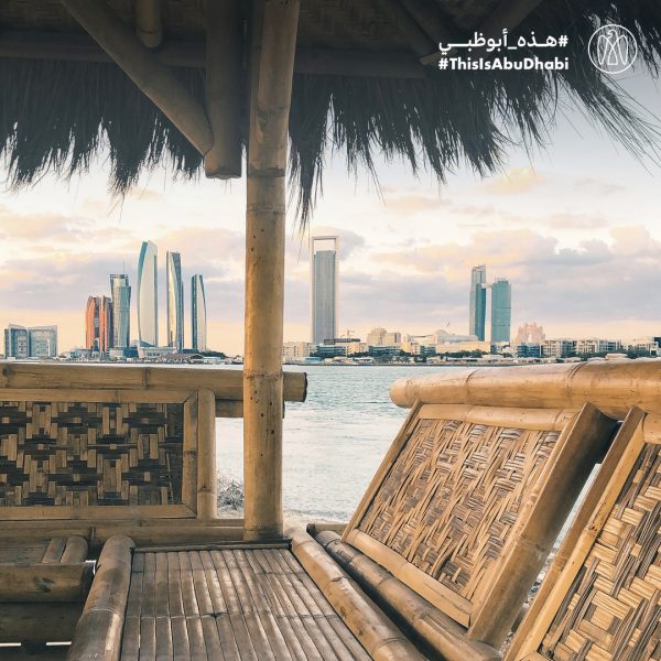 #هذه_أبوظبي.. الكورنيش بعدسة طارق بن جابر الجابري