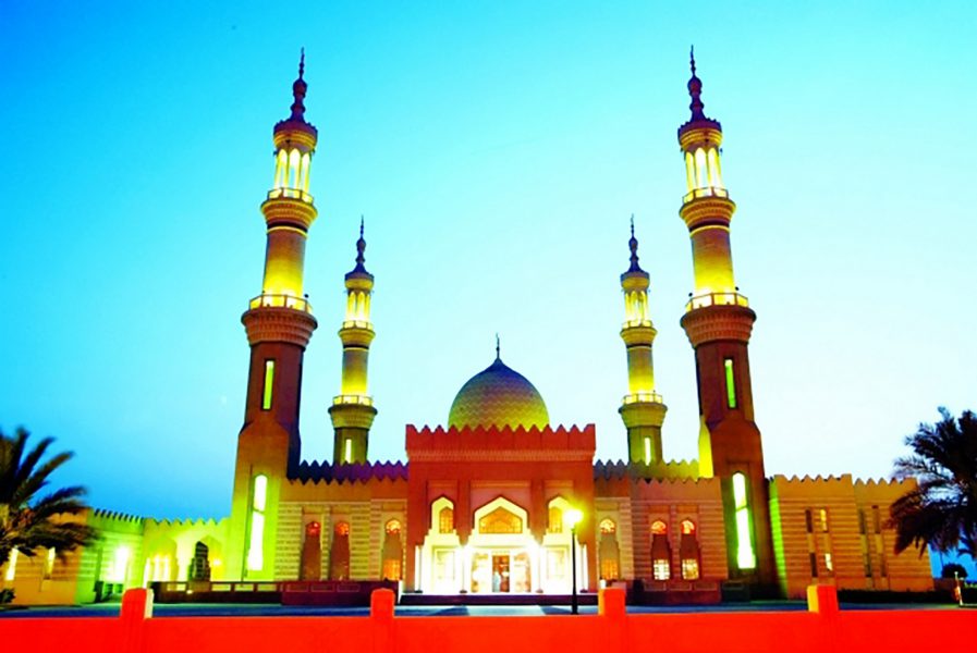 مسجد الشيخ زايد  في أم القيوين