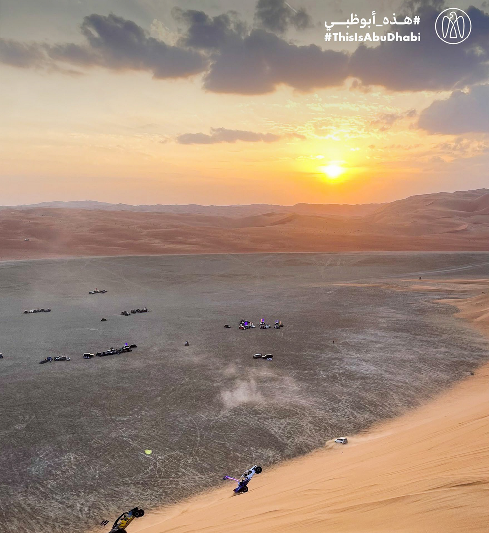 #هذة _أبوظبي بعدسة حمدان بن سالم الشكيلي: تل مرعب ليوا