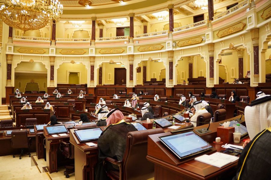 “استشاري الشارقة” يقر توصياته بشأن سياسة “شؤون الضواحي والقرى”