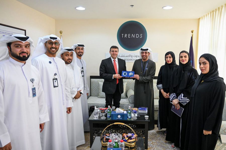 حلقة نقاشية في «مركز تريندز» تؤكد أهمية البحث العلمي في صنع السلام