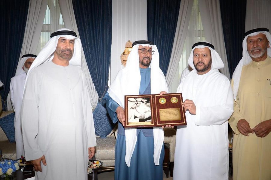 فيصل بن سلطان القاسمي يكرم ضباطاً متقاعدين من الرعيل الأول للقوات المسلحة