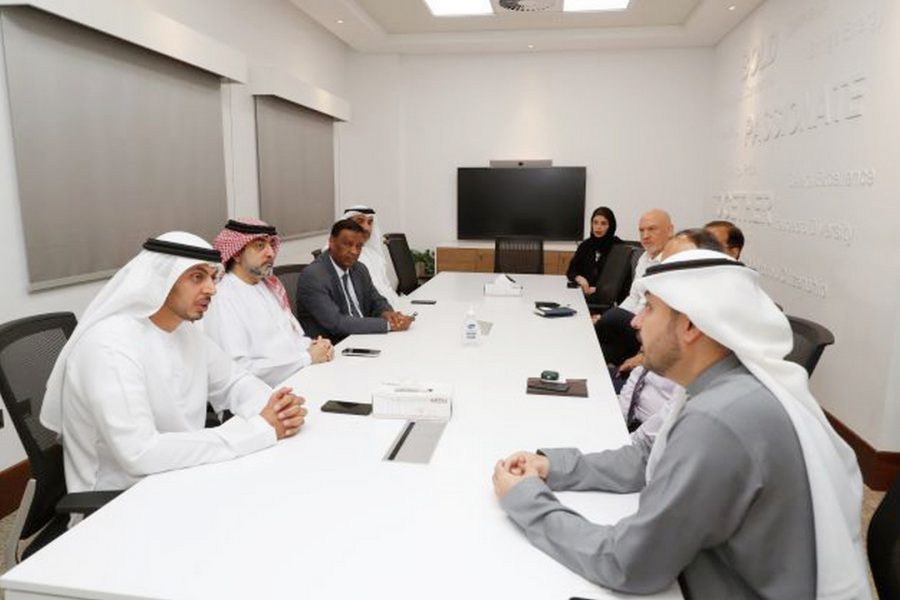 “اقتصادية الشارقة” تبحث سبل التعاون مع المراكز التجارية الكبرى بالإمارة