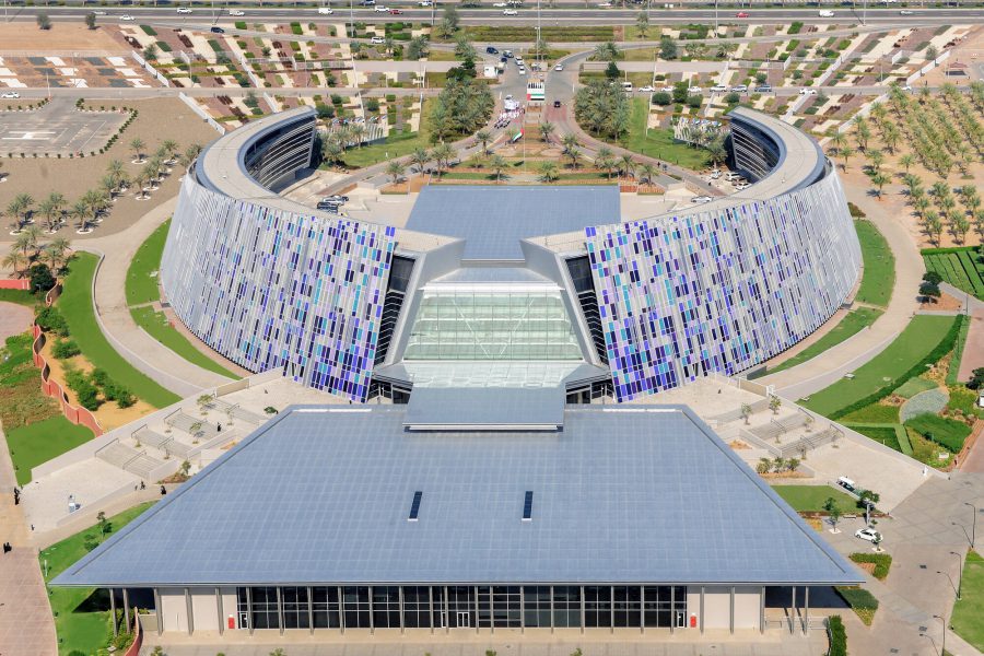 إطلاق برنامج “جامعة الإمارات – ضمان” لأبحاث الطلبة