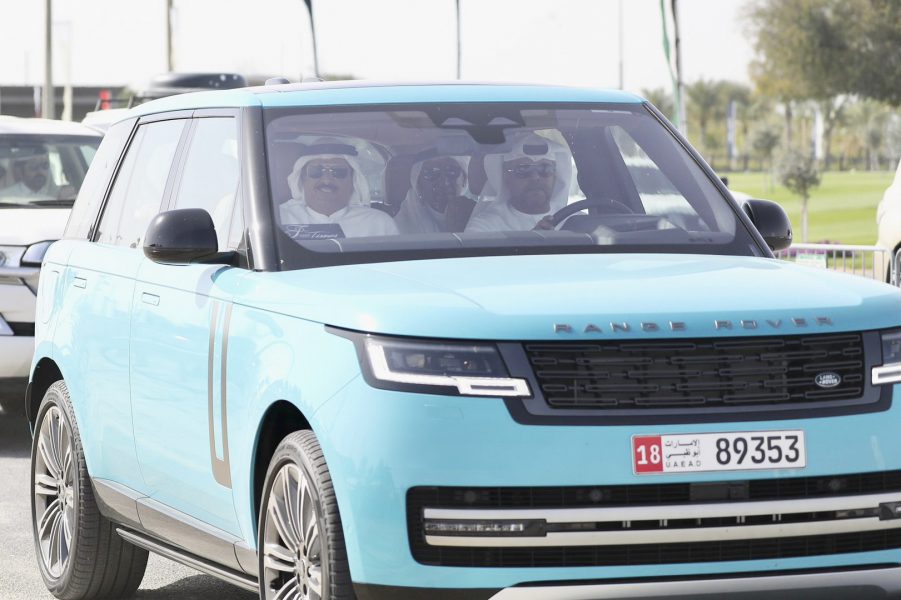 سلطان بن حمدان وذياب بن سيف يشهدان تألق الرئاسة والعاصفة في ختامي المرموم