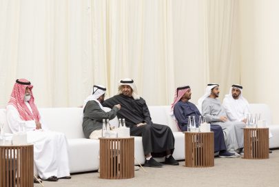 رئيس الدولة يتقبل تعازي الشيوخ والمواطنين في وفاة الشيخة مريم الفلاسي