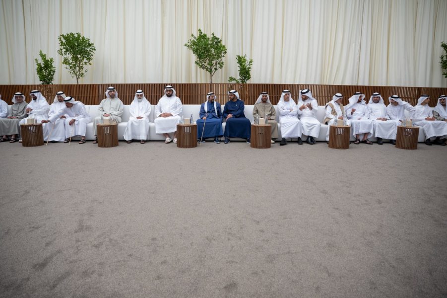 وليا عهد الفجيرة وأم القيوين يقدمان واجب العزاء في وفاة الشيخة مريم الفلاسي